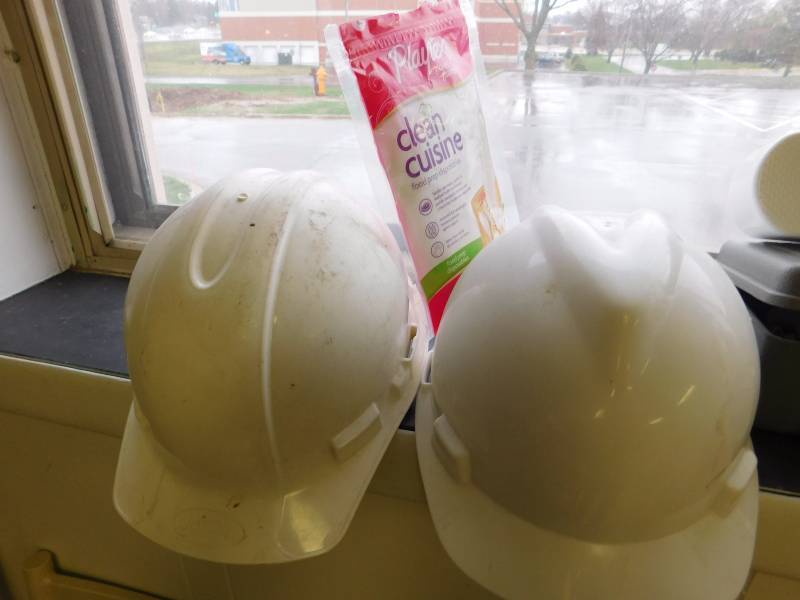 lot 85 image: Misc Lot of Safety Items