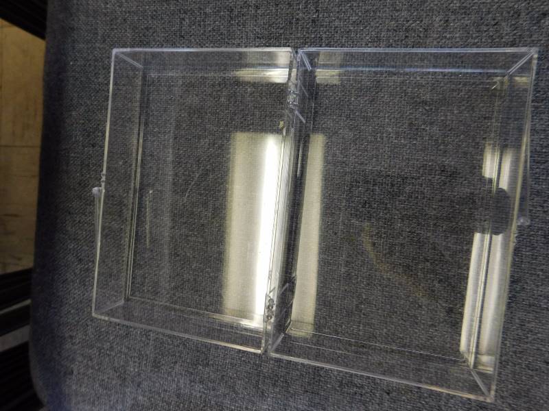 lot 91 image: Clear Plastic Storage Containers