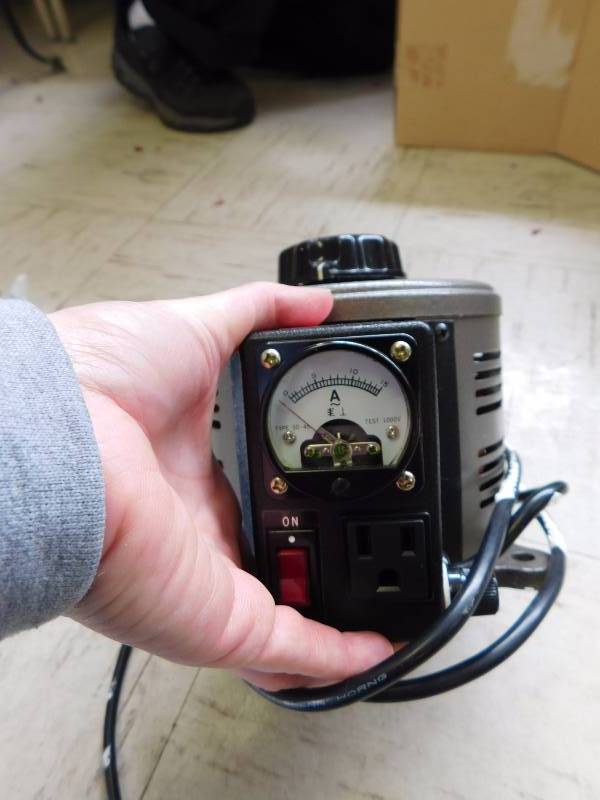 lot 115 image: Tenma Variable Auto Transformer - Model # 72-110