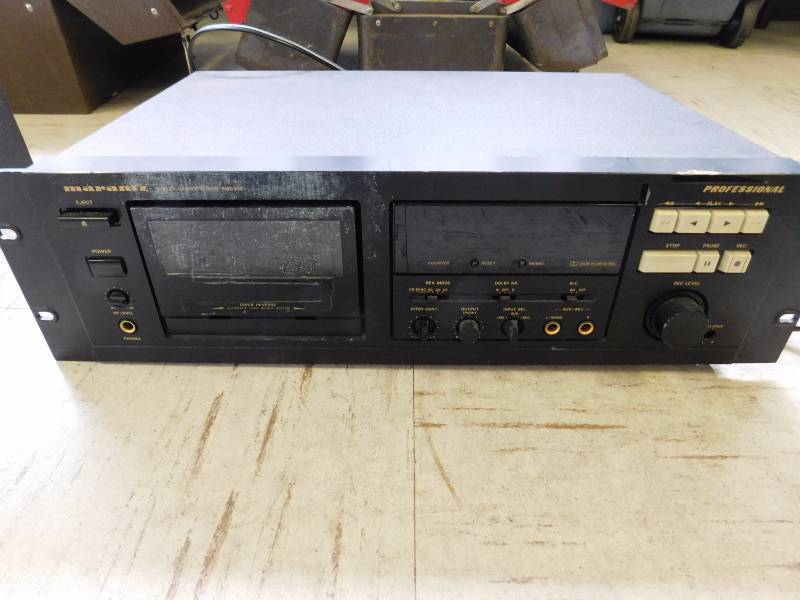 lot 124 image: Marantz Stero Cassette Deck & Two Bogen AMFM Radios
