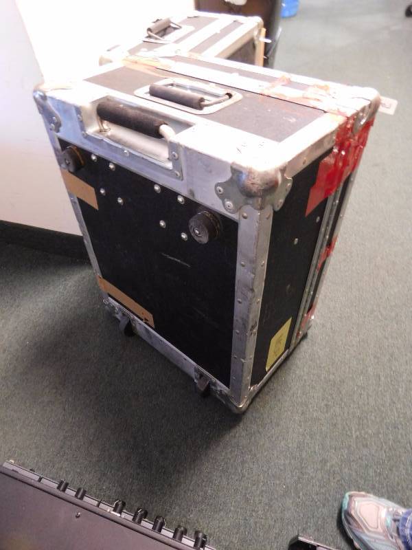 lot 163 image: 2 - Hard Cover Equipment Cases