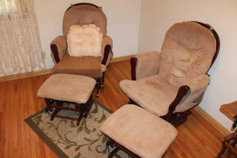 lot 4 image: Lot of (5) Furniture Includes 2-Glider Rockers, 2-Foot Stools, 1-Rug