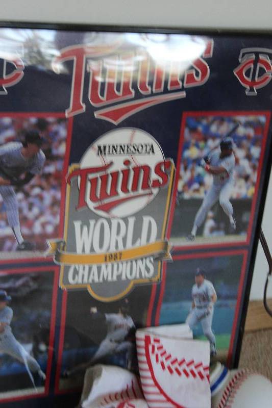 1987 Minnesota Twins World Champions Memorabilia Bloomington Estate