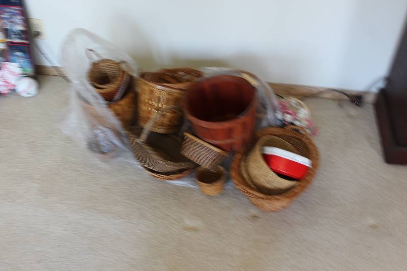 lot 13 image: Wicker Baskets Various Shapes, Sizes