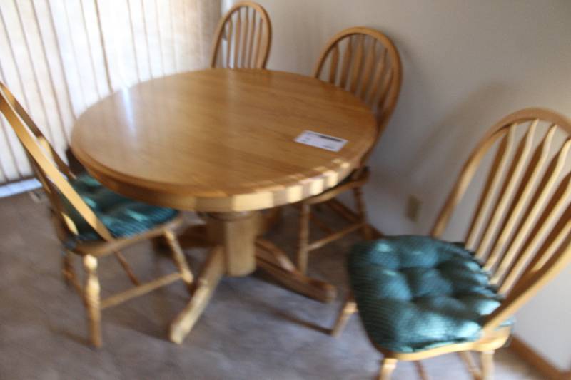 lot 2 image: Wood Dining Table, 2-Leafs, 4-Chairs
