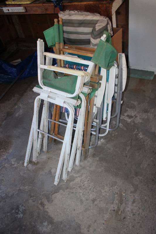 lot 80 image: Various Folding Patio Chairs