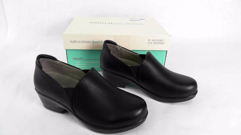 lot 1242 image: Womens Naturalizer WM FREEDA Work Shoes Black - Size 8.5