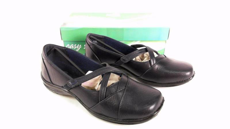 lot 1059 image: Womens Easy Street Marcie Slip-On Shoes Navy - Size 10