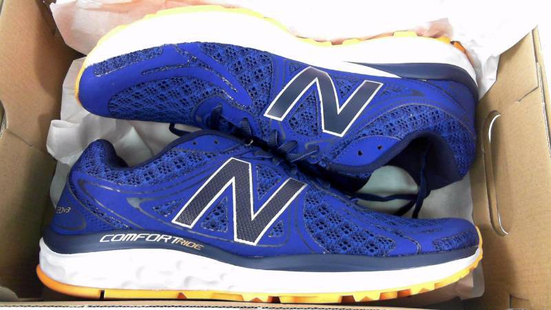 lot 1090 image: Mens New Balance MN Running  Athletic Shoes 720v3 Blue - Size 9.5