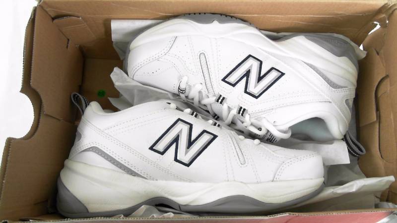 lot 1324 image: Womens New Balance NB WN 608V4 Crosstraining  CROSS-TRAINING M White-Blue Athletic  Walking Shoes - Size 5