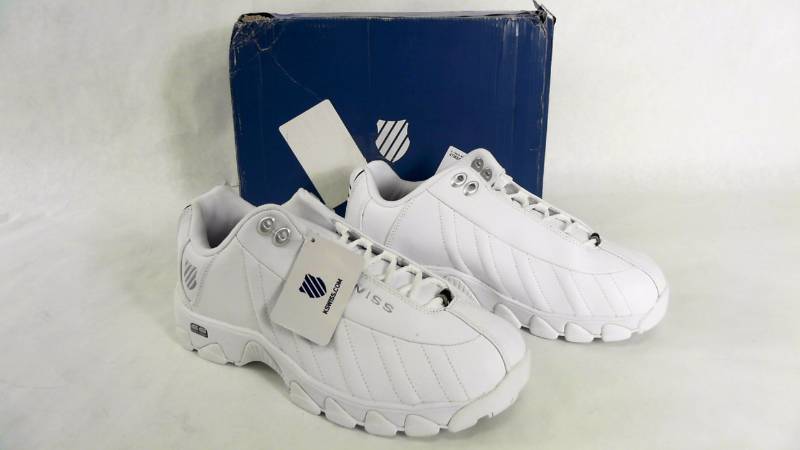 lot 1343 image: Mens K-Swiss MN ST329 CMF Wide White-Black-Silver Athletic  Walking Shoes - Size 9.5