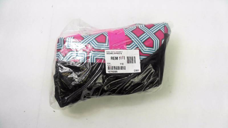 lot 1111 image: Wildkin Twizzler Overnighter D Pink Duffle Bag  Carrier