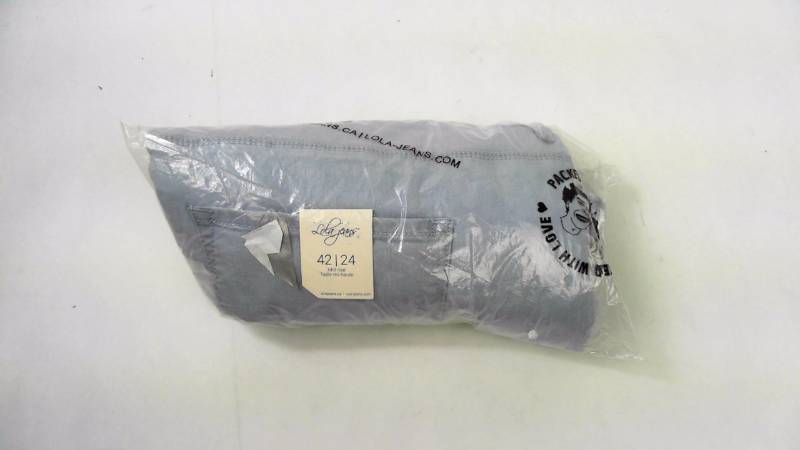 lot 1258 image: Womens Lola Camille-BLC, Mid Rise Ankle Jean  Jeans w 4 way Stretch Technology - Color Bleach - &nbspSize 24