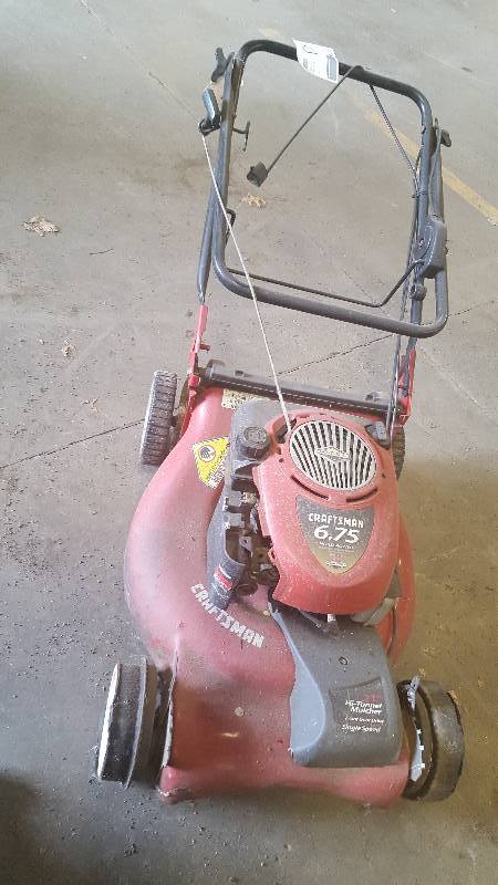 lot 423 image: Craftsman 22 inch High Tunnel Mulcher,Single Speed 6.75 HP, Frint Wheel Drive
