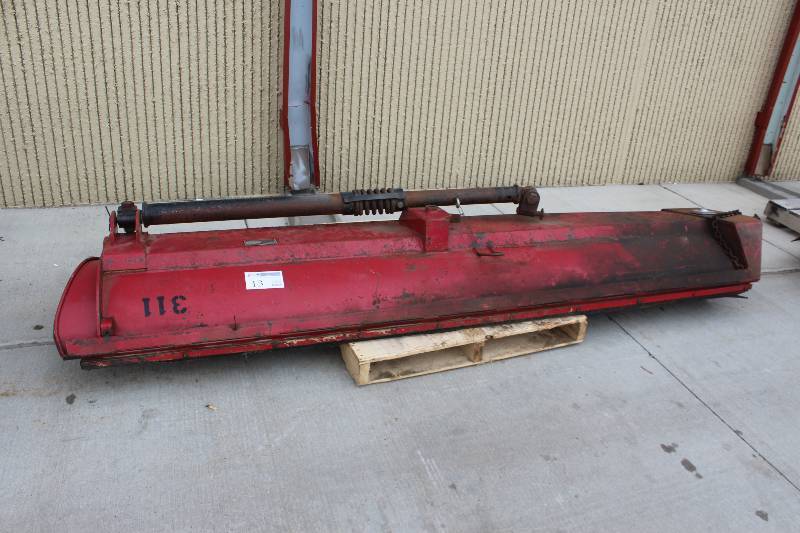 lot 13 image: 1988 Falls Truck Plow Wing