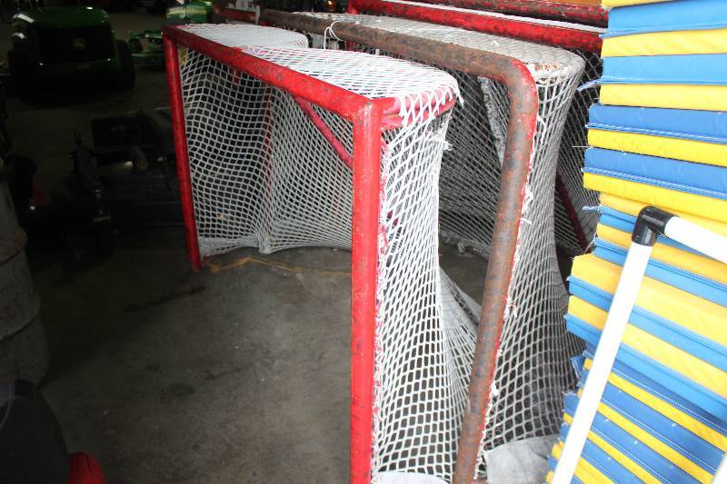 lot 56 image: Lot of (2) NHL-Size Hockey Nets