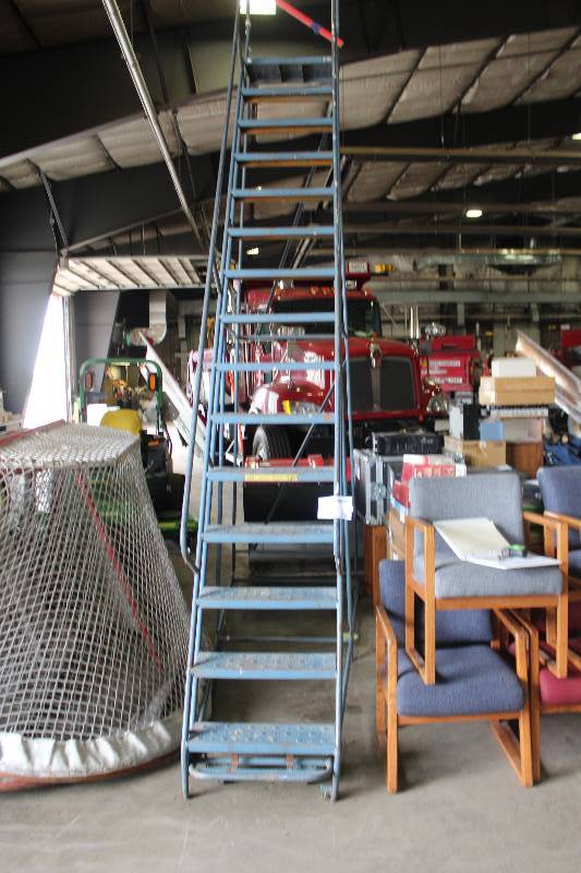 lot 61 image: Gillis Multi-directional Rolling Steel Ladder