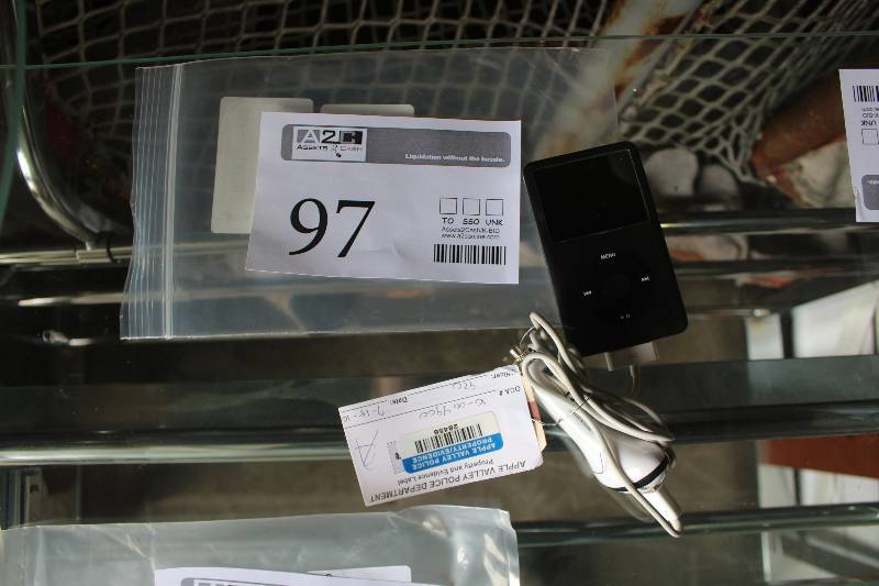 lot 97 image: 120 GB Apple iPod
