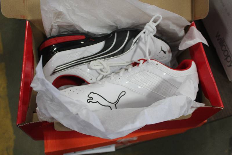lot 124 image: Puma Mens Tennis Shoes