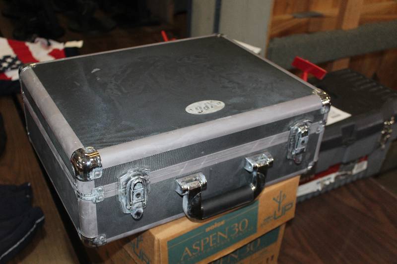 lot 122 image: Road Case