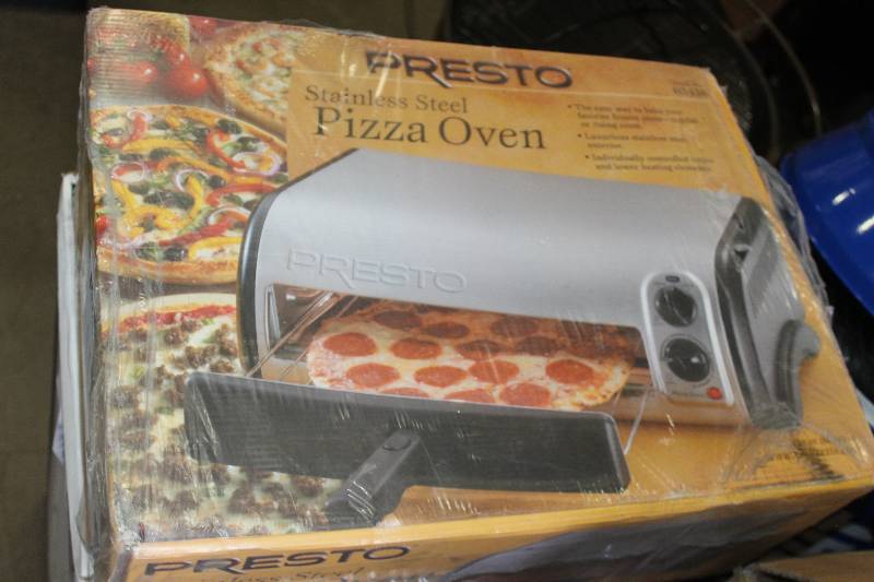 lot 111 image: Presto Stainless Steel Pizza Oven