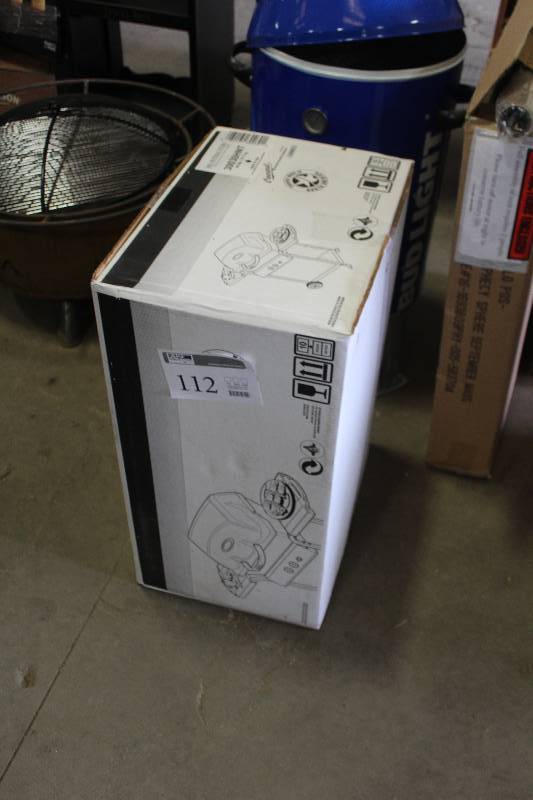 lot 112 image: Huntington Outdoor Propane Gas Grill