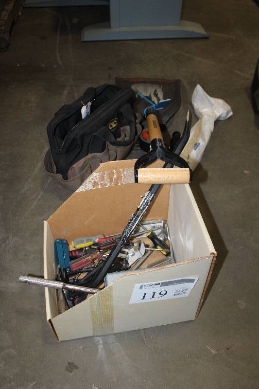 lot 119 image: Misc Tools