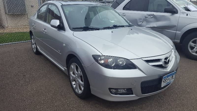 lot 2 image: 2009 Mazda 3 - S
