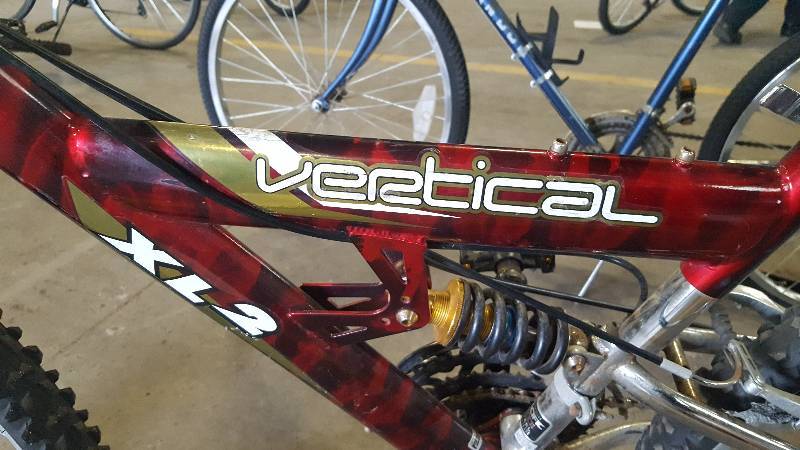 vertical xl2 mountain bike price