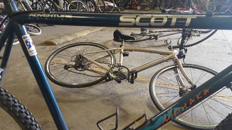 Scott best sale adventure bike