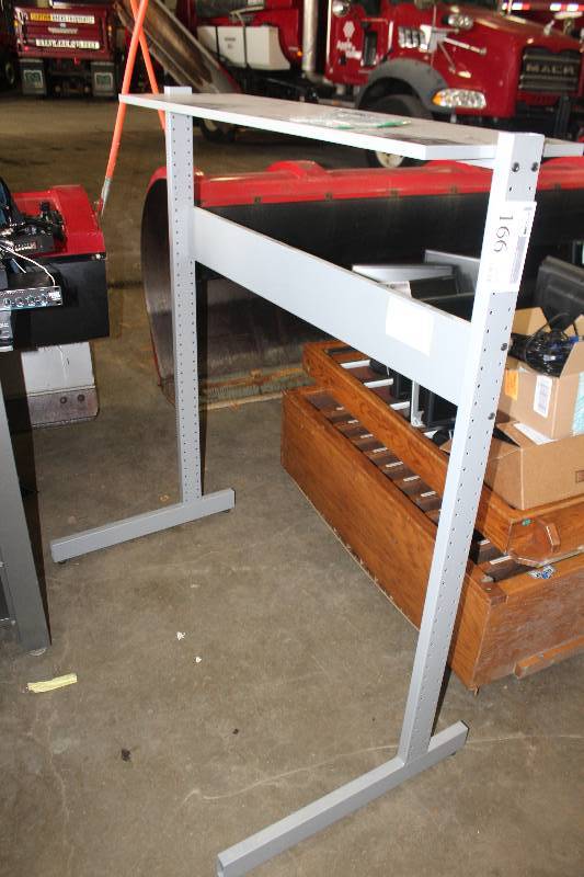 lot 166 image: Metal Counter Shelf