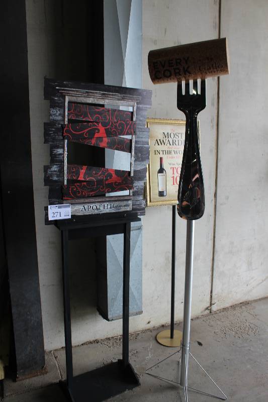 lot 271 image: Lot of (3) Wine Displays