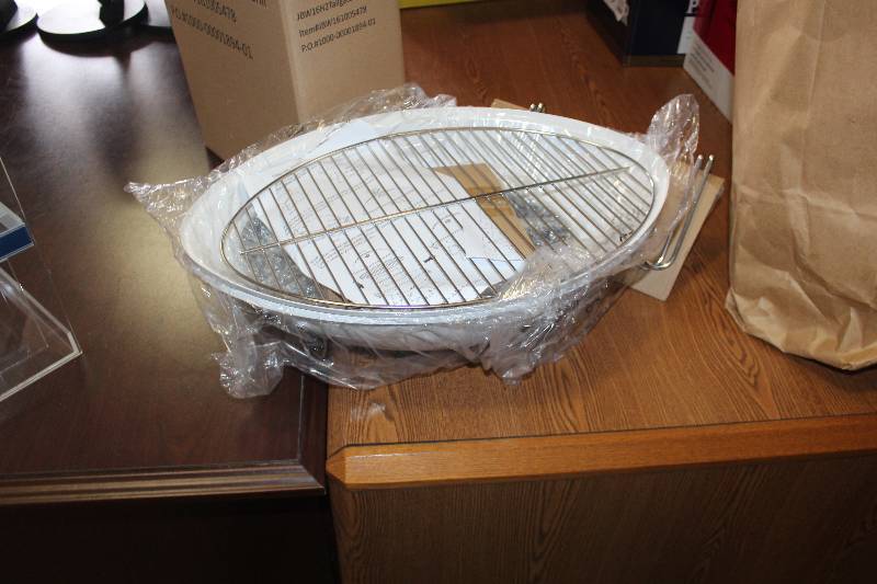 lot 278 image: Tailgate Football Grill