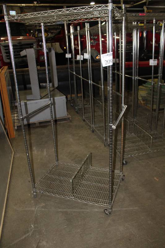lot 209 image: Metal Adjustable Shelf Rolling Rack