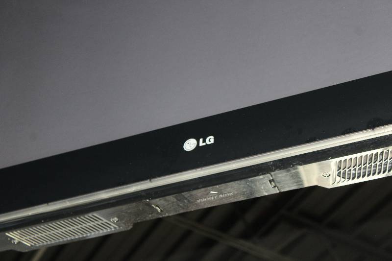 lot 295 image: LG 60 Class Full HD 1080p Plasma TV Tested & Operational