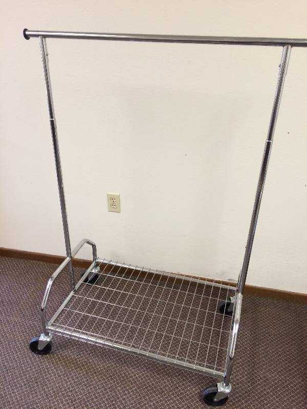 Mobile Clothes Rack