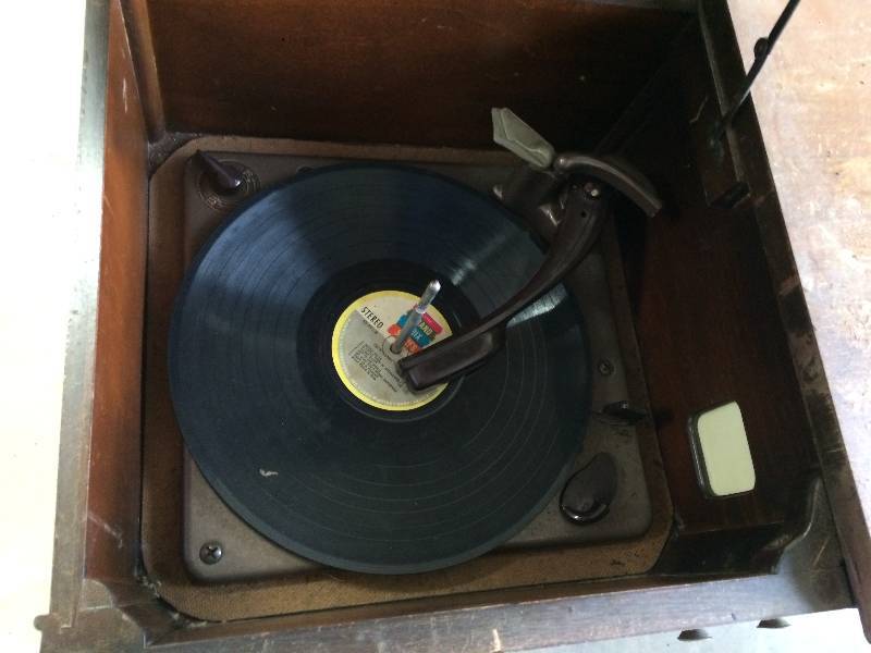 Antique GE PhonographRadio