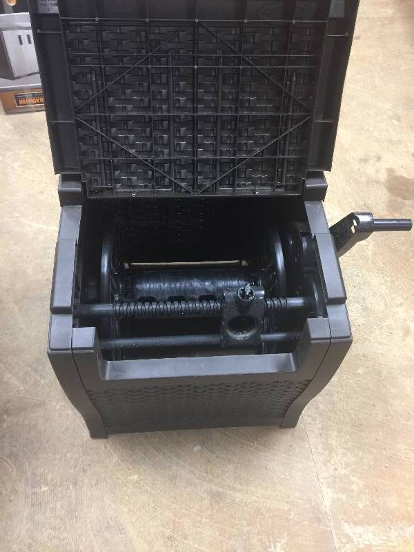 lot 7 image: Suncast 225 ft. Smart Trak Wicker Hideaway Hose Reel w Brass In-Out Tube