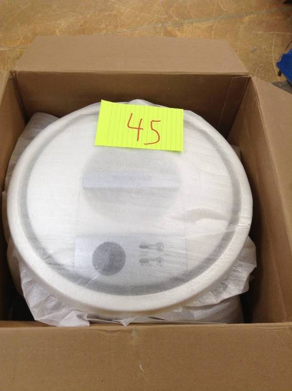 lot 45 image: Honeywell 50250-S True HEPA Air Purifier, 390 sq. ft.  Open box never used