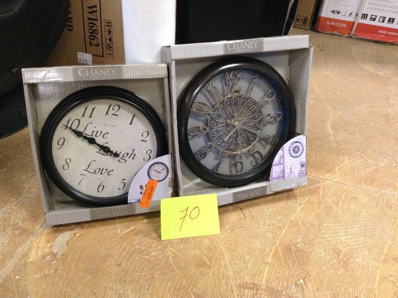 lot 70 image: Set of 2 clocks missing battery covers