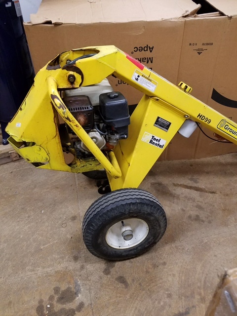 lot 110 image: Ground Hog HD99-H Post Hole Digger Auger Earth Drill Honda GX270 9HP Gas for parts o repair