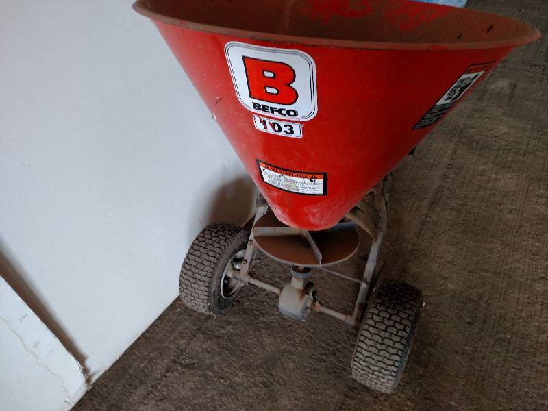 lot 17 image: Befco Model 103 Pull Behind Broadca...