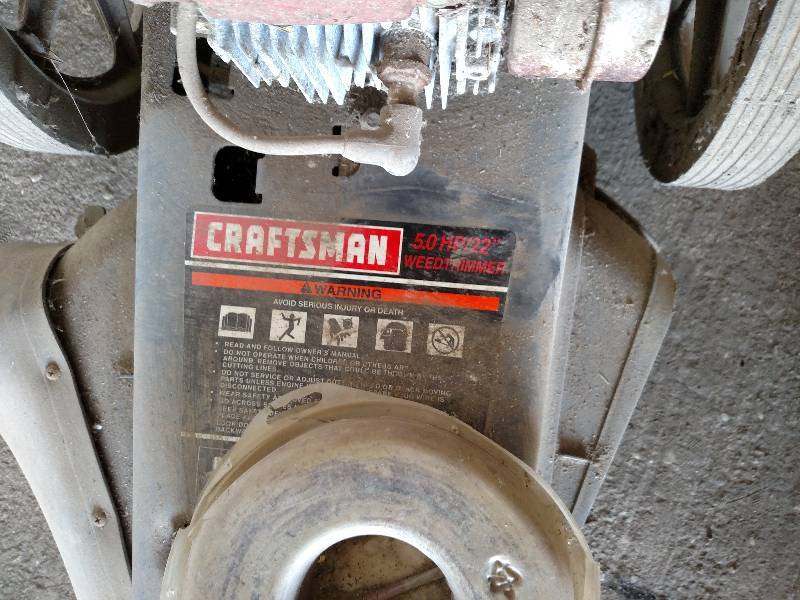 lot 18 image: Craftsman 5 hp, 22 Weed Trimmer, W...
