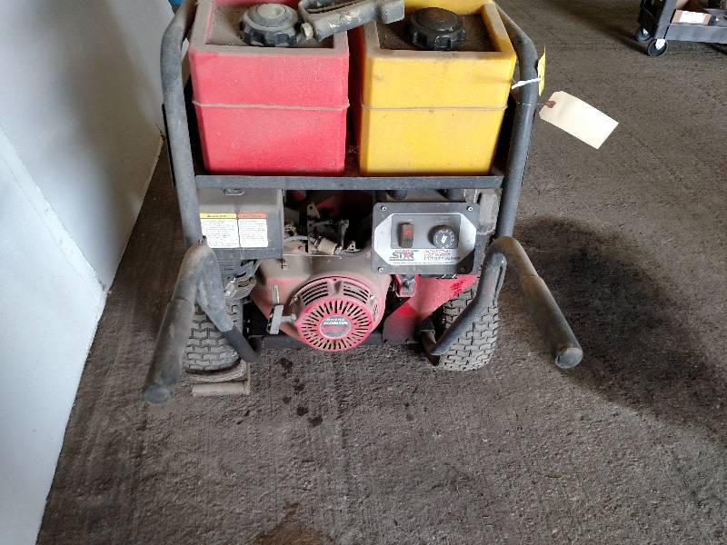 lot 13 image: North Star Industrial Hot Water Pre...