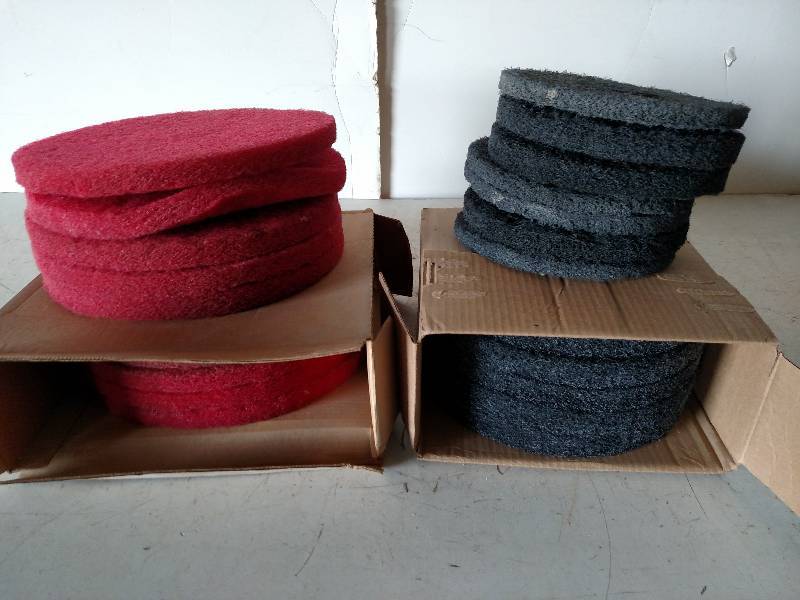 lot 53 image: Asstd 10, 13, & 14 Scrubber Pad...