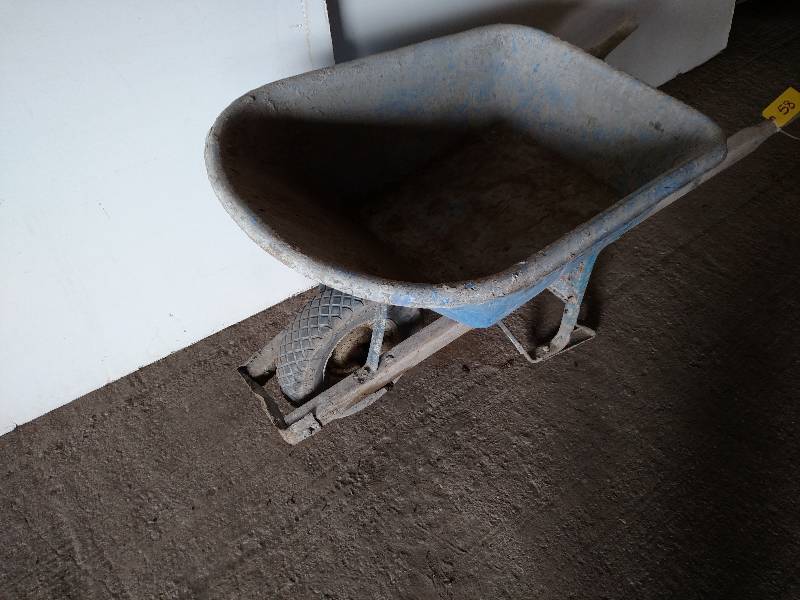 lot 58 image: Wheelbarrow, Foam Filled Tire...