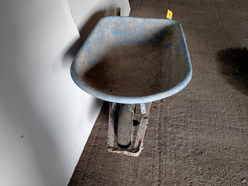 lot 59 image: Wheelbarrow
