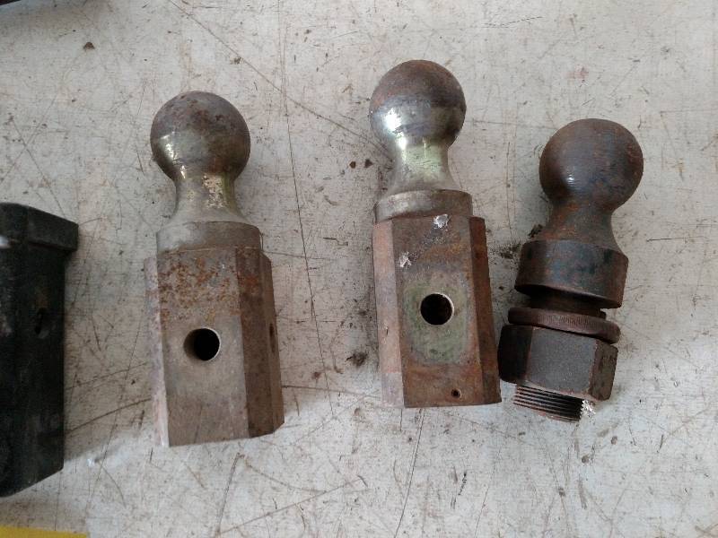lot 196 image: Asstd Ball s & Hitch Parts...