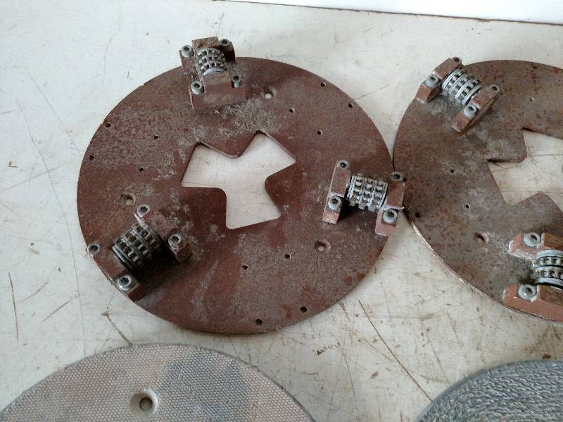 lot 197 image: Floor Grinder Stripper Blades & Vel...