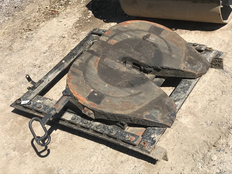 lot 2 image: Jost Model JSK37USL Commercial 5th-...